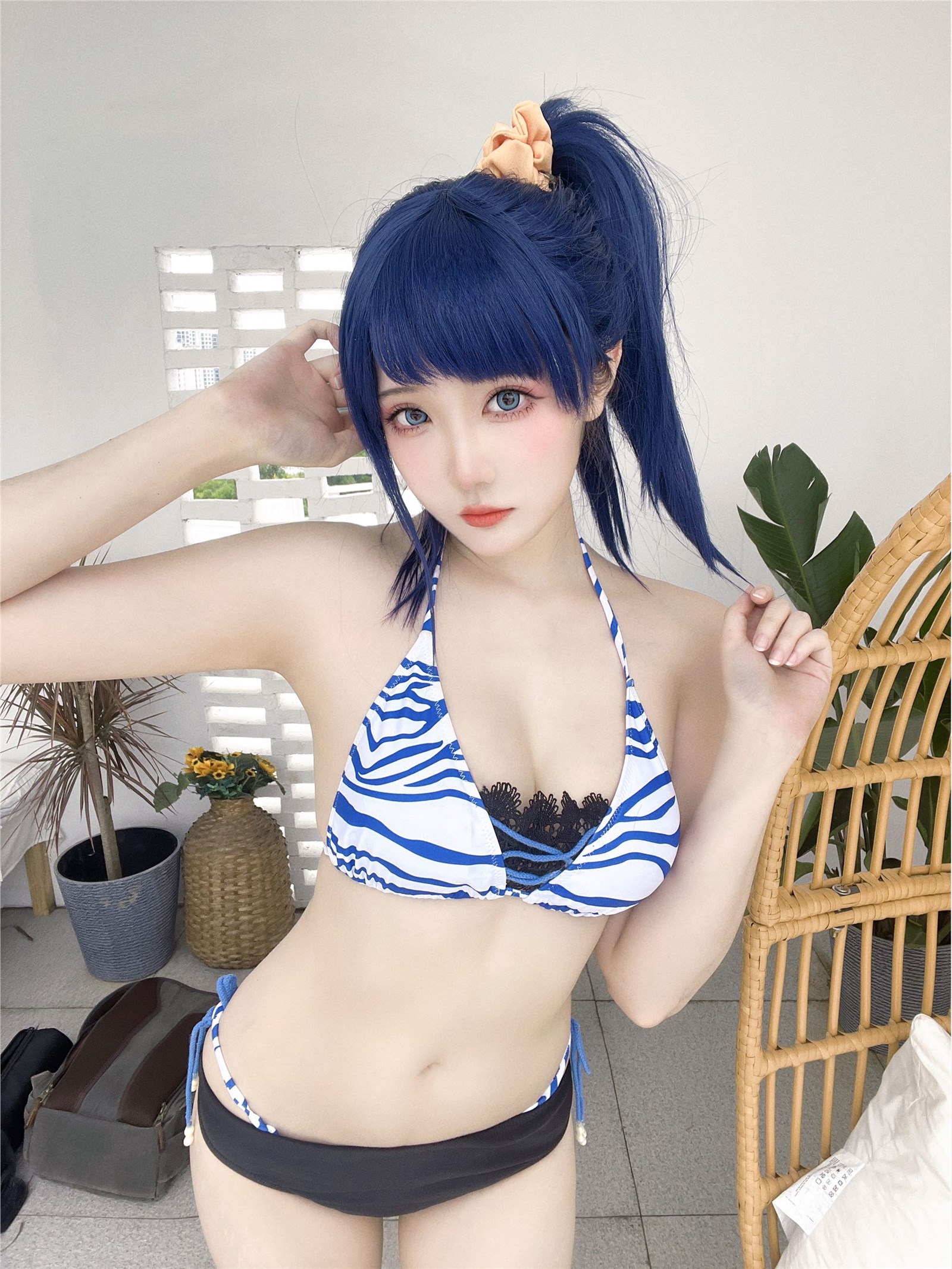 Momoko SunflowerGuaxi Sauce Baoduo Six FlowersXintiaoxi Swimsuit Gullit Self Photo(1)